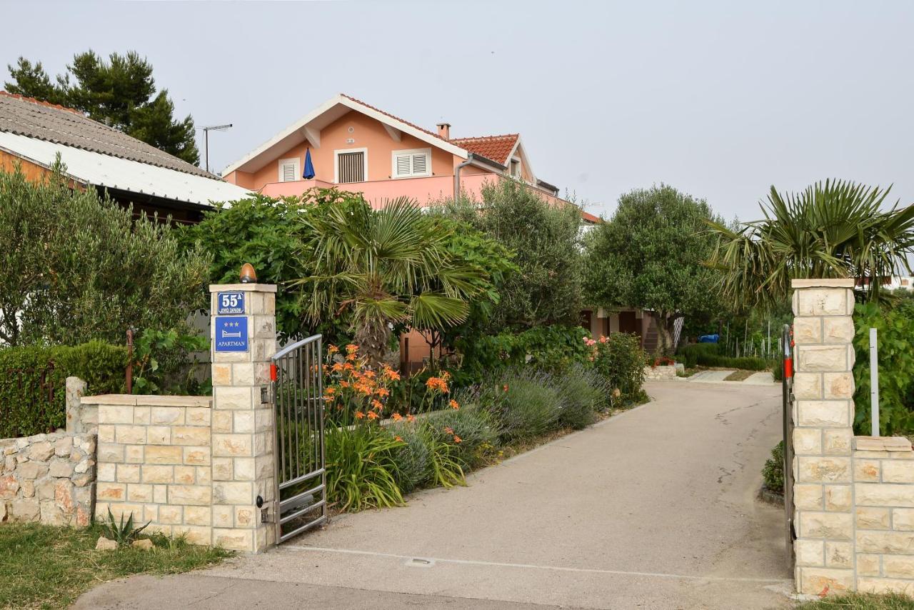 Apartman Olive 2 Zadar Bagian luar foto
