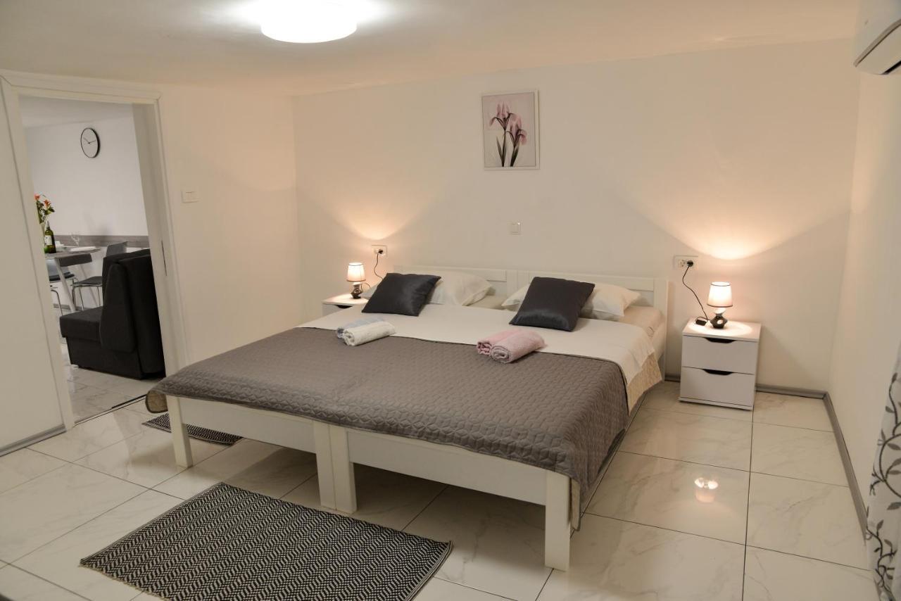 Apartman Olive 2 Zadar Bagian luar foto