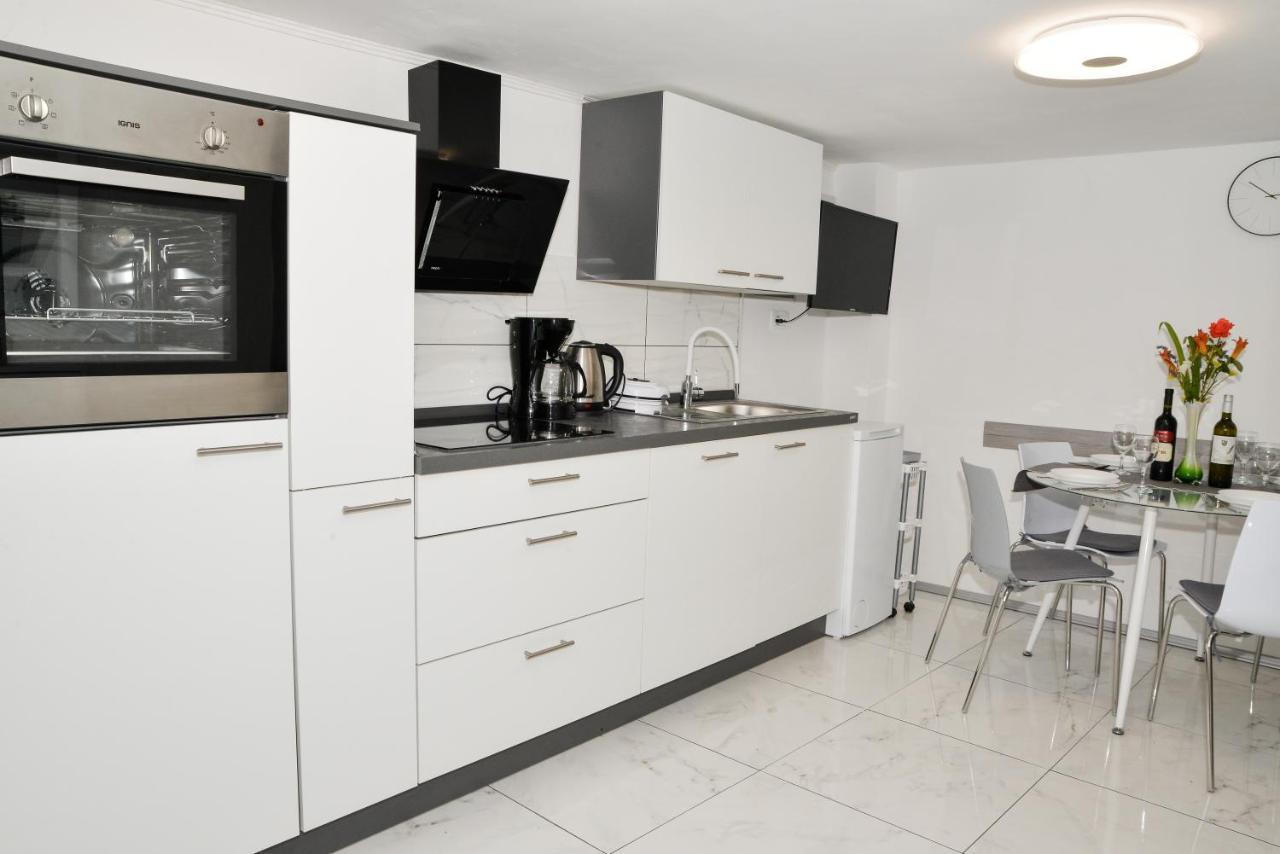 Apartman Olive 2 Zadar Bagian luar foto