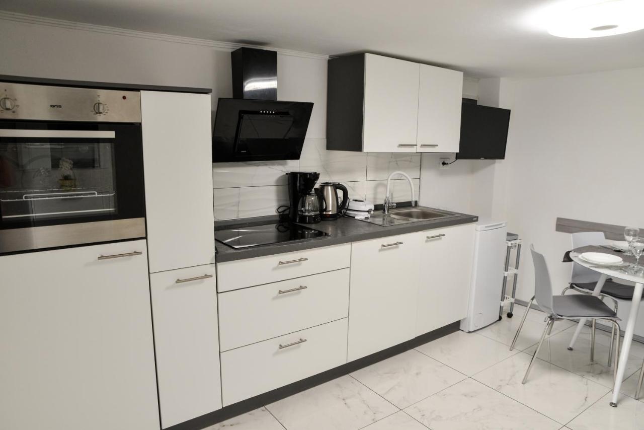 Apartman Olive 2 Zadar Bagian luar foto